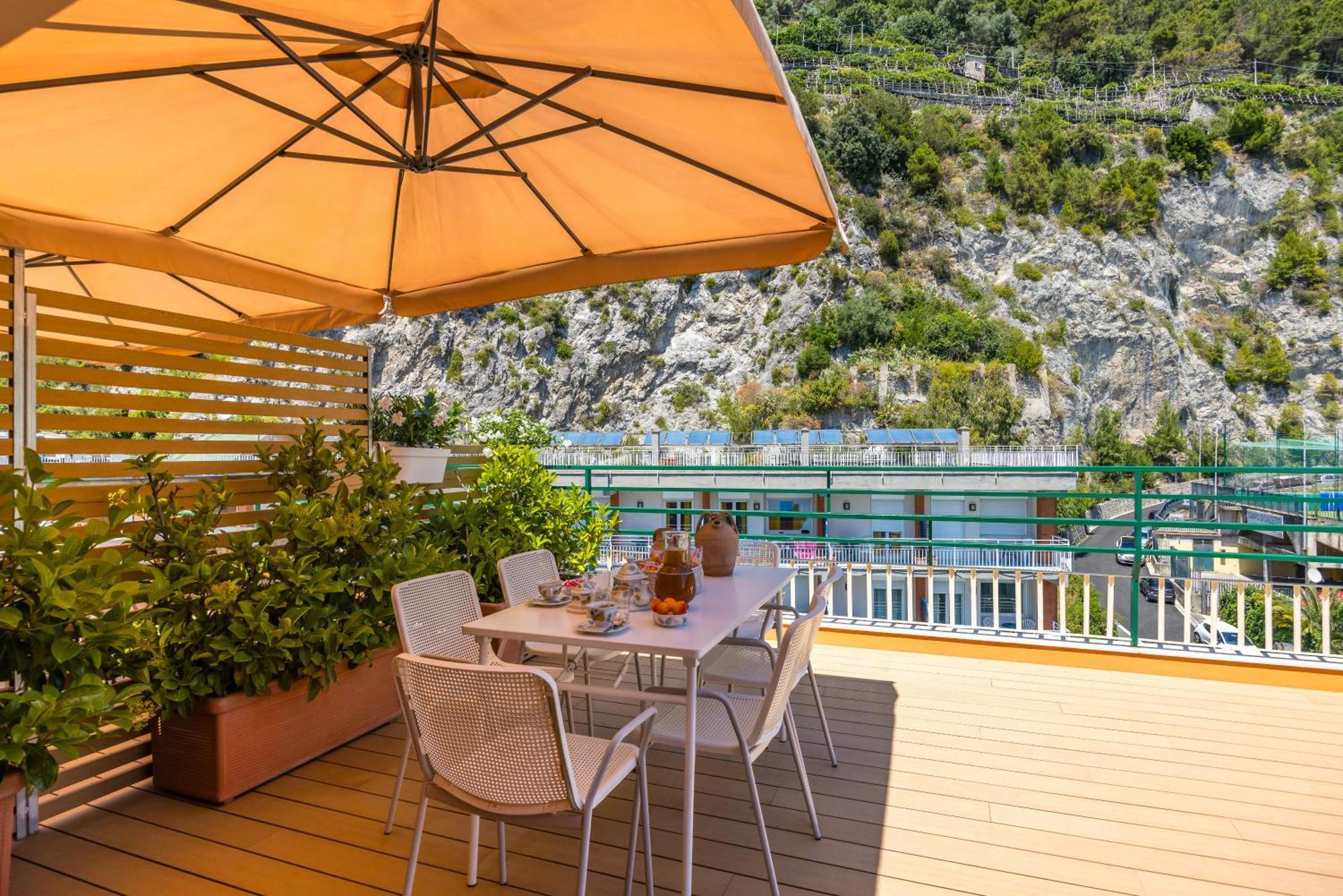 Le Terrazze Di Santa Tecla Apartment Maiori Exterior photo